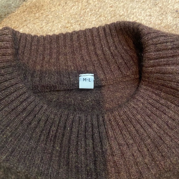 Muji sweater - Picture 5 of 6